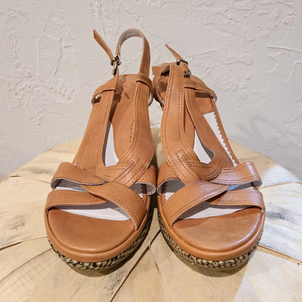 Blondo Koleta Wedge Sandals with Espadrille Heel Orange Tan‎